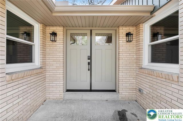 5722 Shady Lane, East Allen Twp, PA 18014