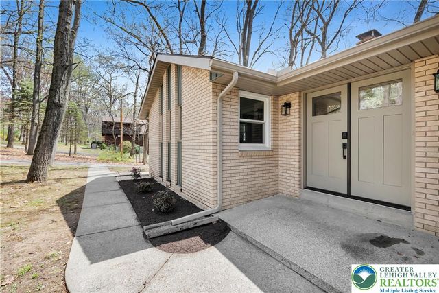 5722 Shady Lane, East Allen Twp, PA 18014