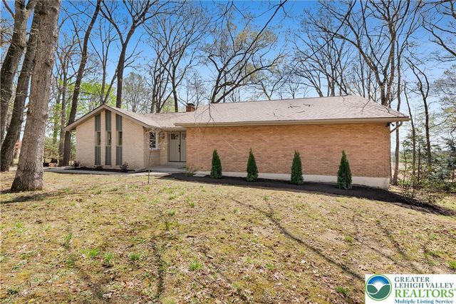 5722 Shady Lane, East Allen Twp, PA 18014