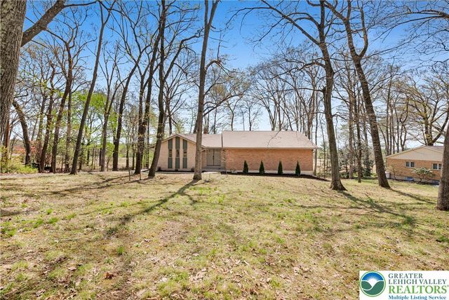 5722 Shady Lane, East Allen Twp, PA 18014
