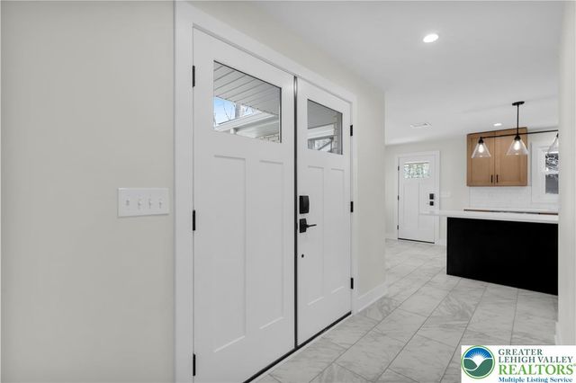 5722 Shady Lane, East Allen Twp, PA 18014