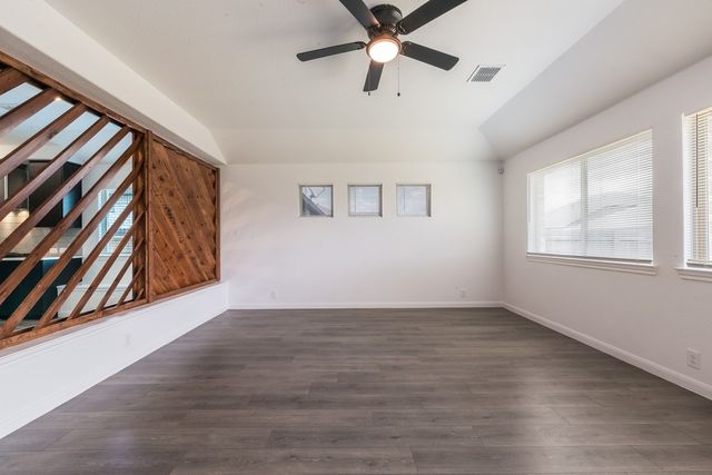 1157 Country Glen Drive, Godley, TX 76044