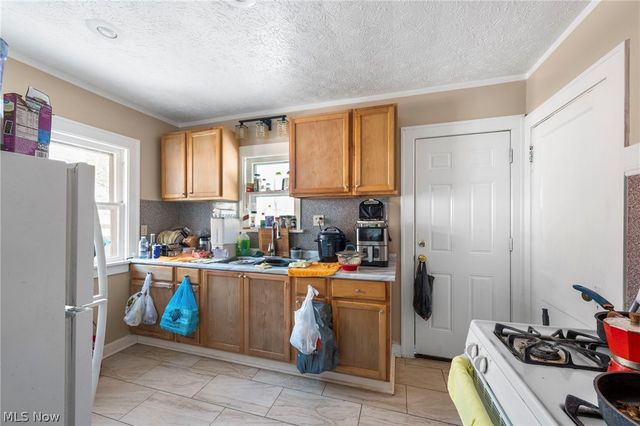 3997 W 22nd Street, Cleveland, OH 44109