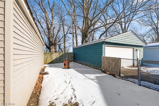 3997 W 22nd Street, Cleveland, OH 44109