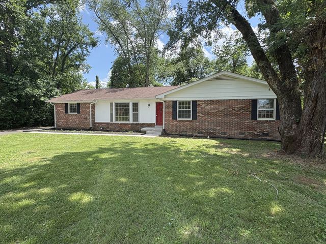 1214 Glaze Ct, Murfreesboro, TN 37130