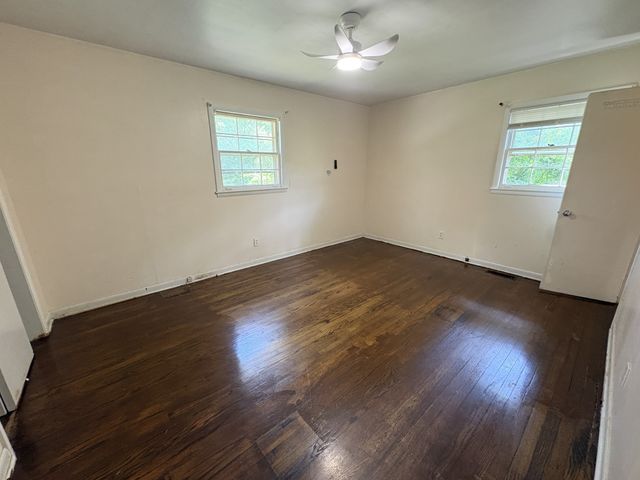 1214 Glaze Ct, Murfreesboro, TN 37130