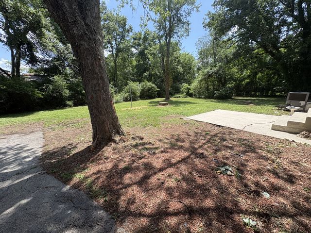 1214 Glaze Ct, Murfreesboro, TN 37130