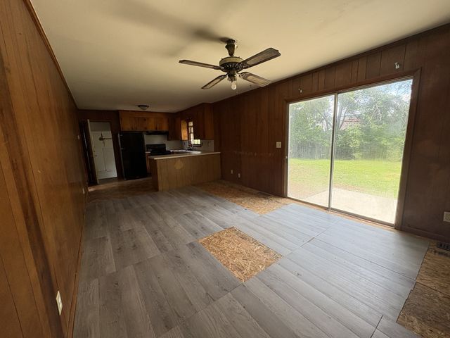 1214 Glaze Ct, Murfreesboro, TN 37130