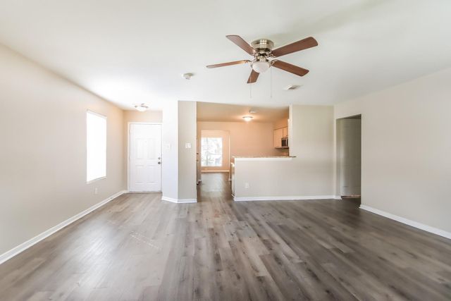 10842 Maple Bough Lane, Houston, TX 77067