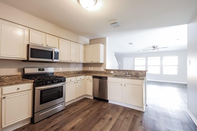 10842 Maple Bough Lane, Houston, TX 77067