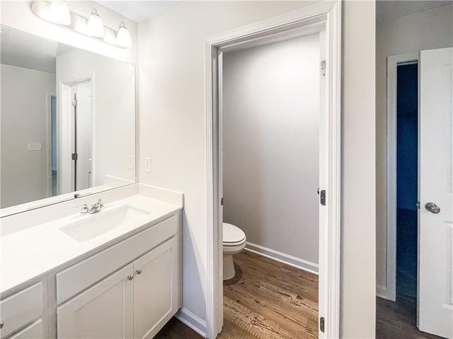 5141 Sidney Square Drive, Flowery Branch, GA 30542
