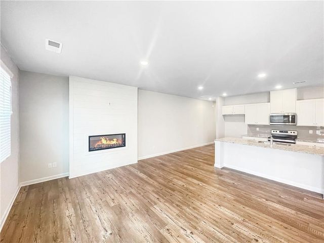 5141 Sidney Square Drive, Flowery Branch, GA 30542