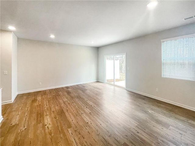5141 Sidney Square Drive, Flowery Branch, GA 30542