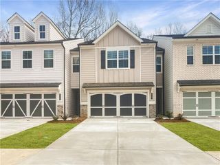 5141 Sidney Square Drive, Flowery Branch, GA 30542