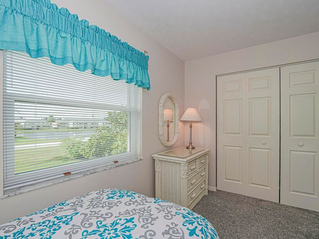 700 Lake Orchid Circle 209, Vero Beach, FL 32962