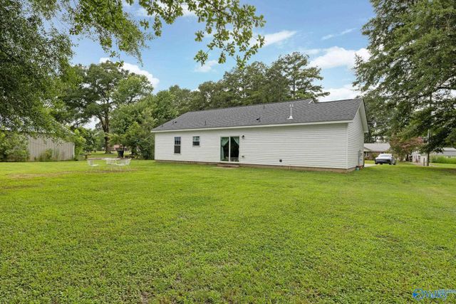 2630 Barkley Bridge Road SW, Hartselle, AL 35640