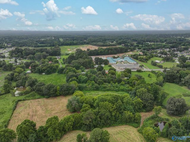 2630 Barkley Bridge Road SW, Hartselle, AL 35640