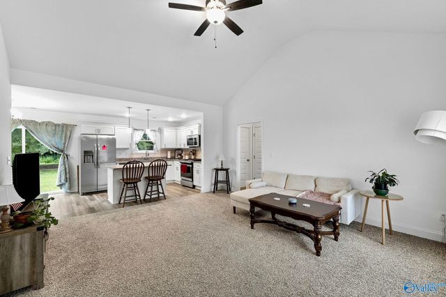 2630 Barkley Bridge Road SW, Hartselle, AL 35640