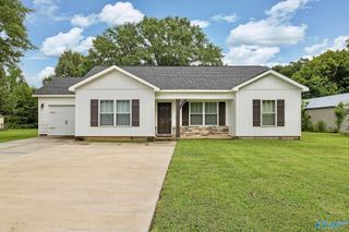 2630 Barkley Bridge Road SW, Hartselle, AL 35640
