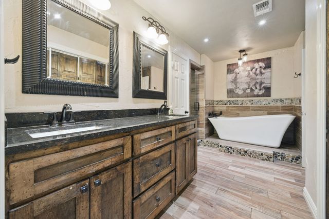 1701 Timbers Drive, Irving, TX 75061