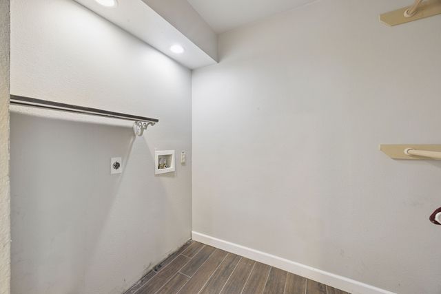 1701 Timbers Drive, Irving, TX 75061