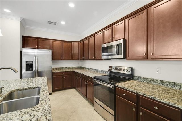 9653 Mirada BLVD, Fort Myers, FL 33908
