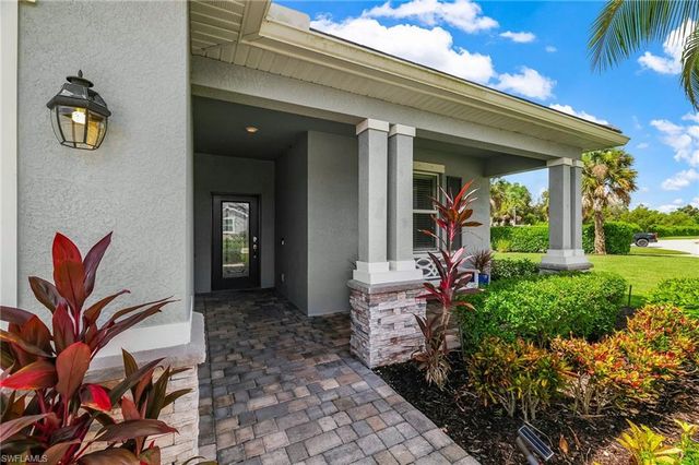 9653 Mirada BLVD, Fort Myers, FL 33908