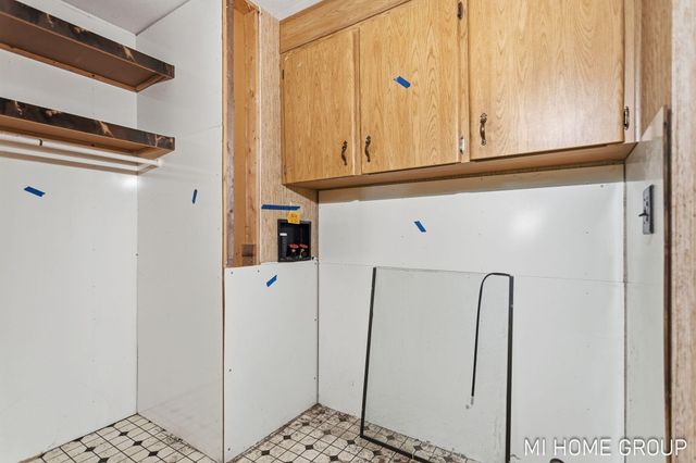 5525 Highland Avenue, Lee Twp, MI 49450