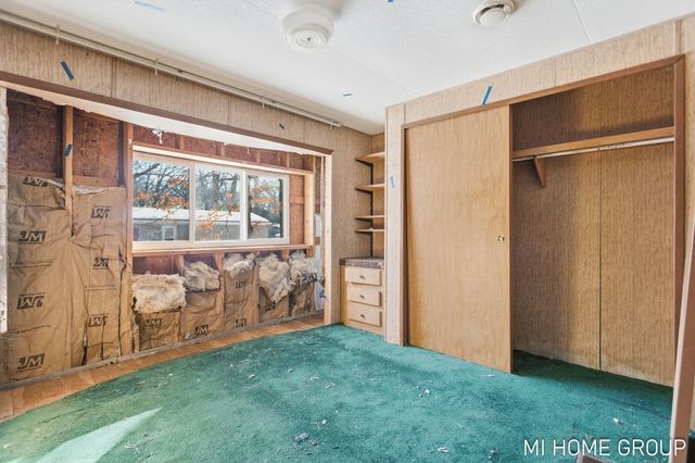 5525 Highland Avenue, Lee Twp, MI 49450