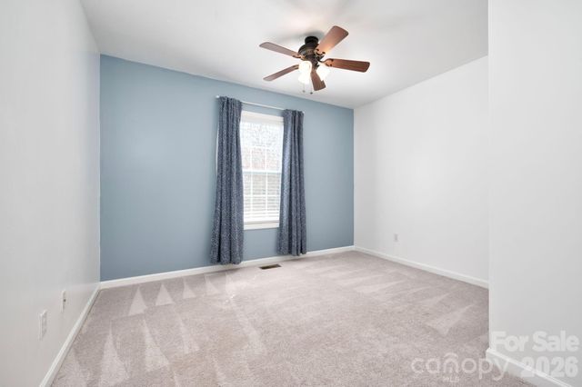 60 Huffman Road, Asheville, NC 28806