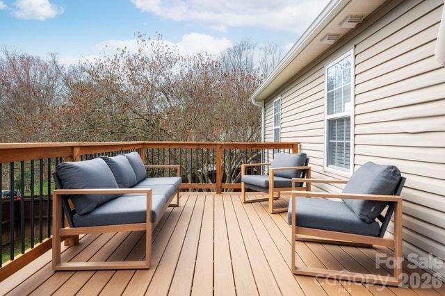 60 Huffman Road, Asheville, NC 28806