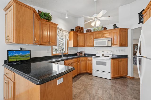 2853 Aldrich Trail, Woodbury, MN 55125