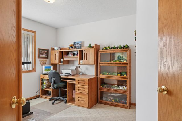 2853 Aldrich Trail, Woodbury, MN 55125