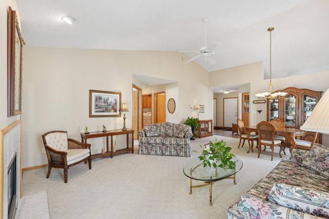 2853 Aldrich Trail, Woodbury, MN 55125