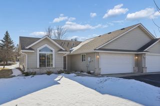2853 Aldrich Trail, Woodbury, MN 55125