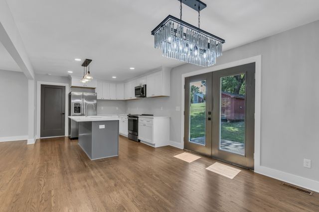 1297 Old Hickory Blvd, Nashville, TN 37207