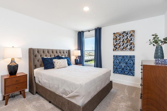 304 Stinchcomb RD, Hutto, TX 78634