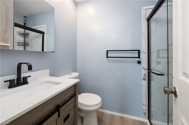 221 Mannings LN, Virginia Beach, VA 23462