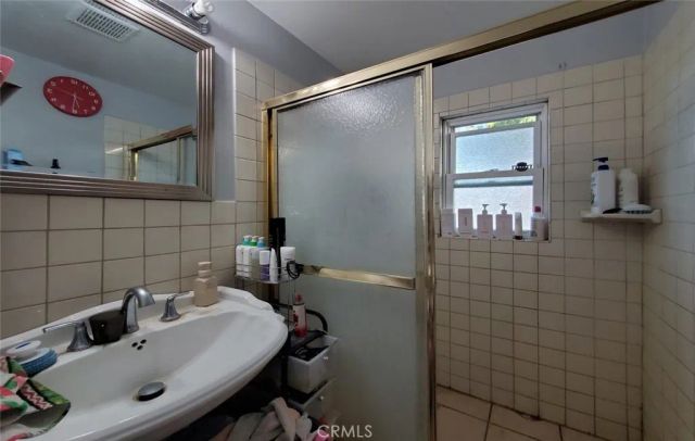 1130 S Douglas Street, Santa Ana, CA 92704