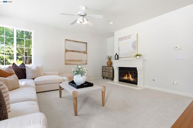1330 Capri Ct, Livermore, CA 94550