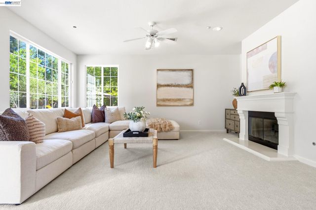 1330 Capri Ct, Livermore, CA 94550
