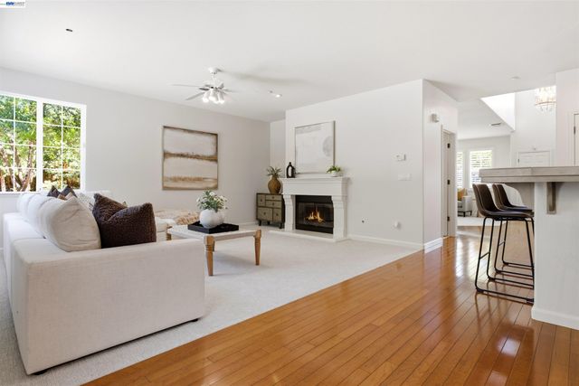 1330 Capri Ct, Livermore, CA 94550
