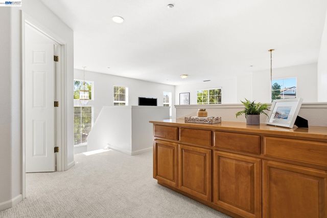 1330 Capri Ct, Livermore, CA 94550