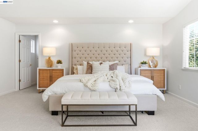 1330 Capri Ct, Livermore, CA 94550