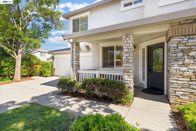 1330 Capri Ct, Livermore, CA 94550