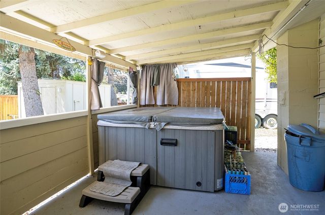 438 174th Street S, Spanaway, WA 98387
