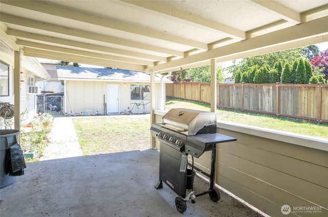 438 174th Street S, Spanaway, WA 98387
