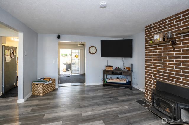 438 174th Street S, Spanaway, WA 98387