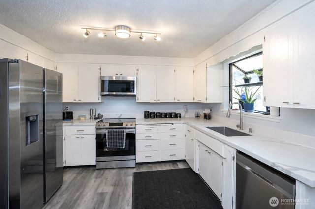 438 174th Street S, Spanaway, WA 98387