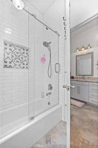 1523 Kuhio Street, Bakersfield, CA 93313